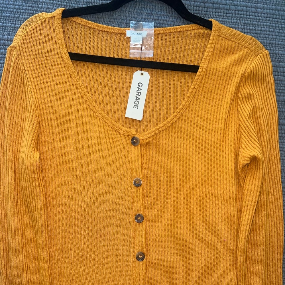 GARAGE mid-cropped long sleeve